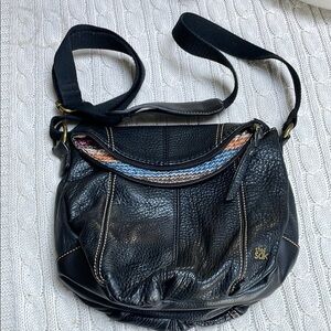 The Sak Deena Black Pebbled Leather Flap Crossbody Bag Purse Adjustable Strap